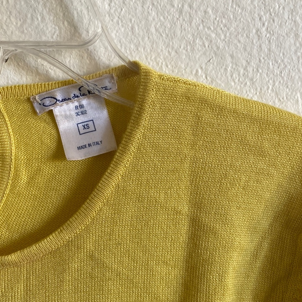 ✨Vintage✨Oscar de la Renta Cashmere and silk sweater